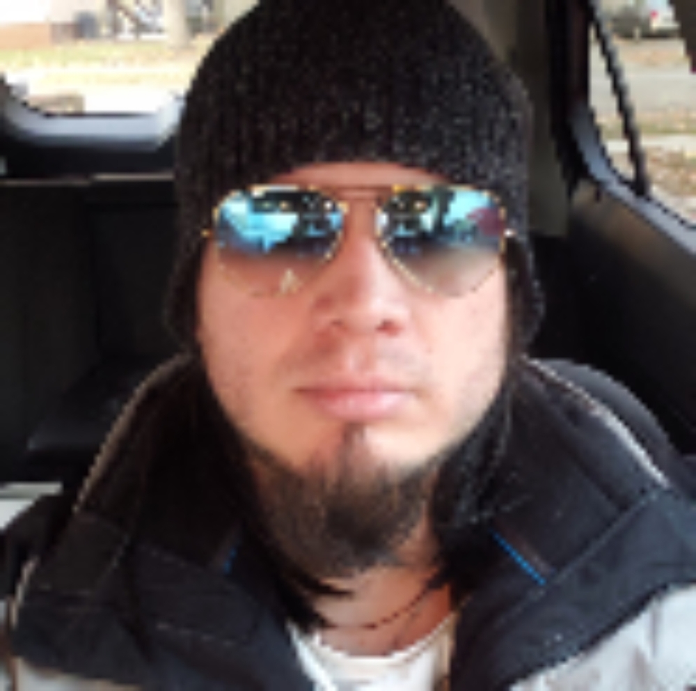 Meet your Posher, Carlo